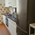 Per Le Vacanze Vicino Al Mare, In Zona Centrale! דירה