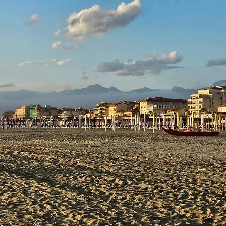 דירה Per Le Vacanze Vicino Al Mare, In Zona Centrale! *